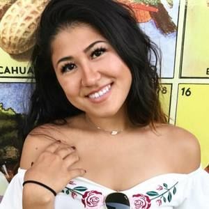 Meet your Posher, Rina